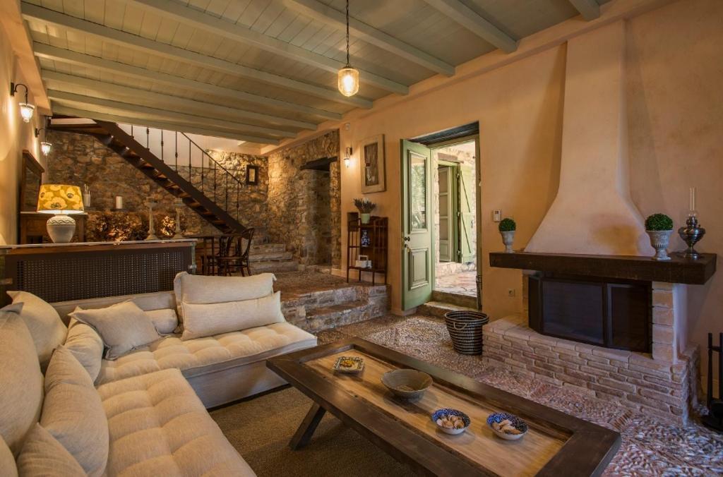 Kyparissia Old Town Lodge With Amazing Sea View Exterior foto